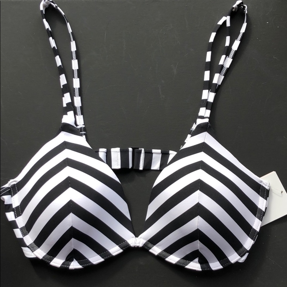 LIV Love Swim Bikini top with underwires